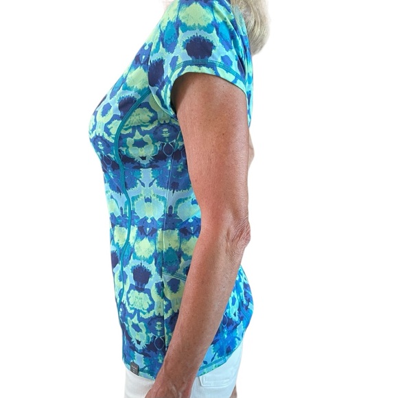 Title Nine short sleeve multi-colored printed shirt in size small. - Picture 2 of 7